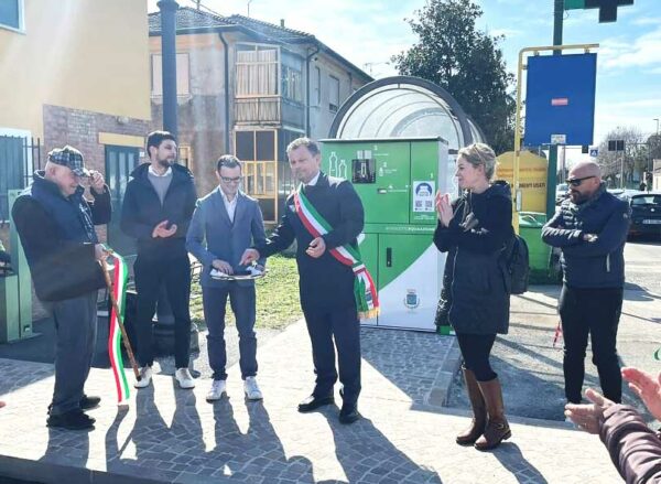 Decreto Mangiaplastica