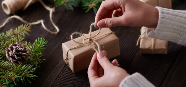 easy4green natale sostenibile 5 idee regalo copertina - easy4green