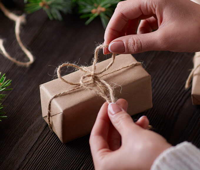 easy4green natale sostenibile 5 idee regalo copertina - easy4green