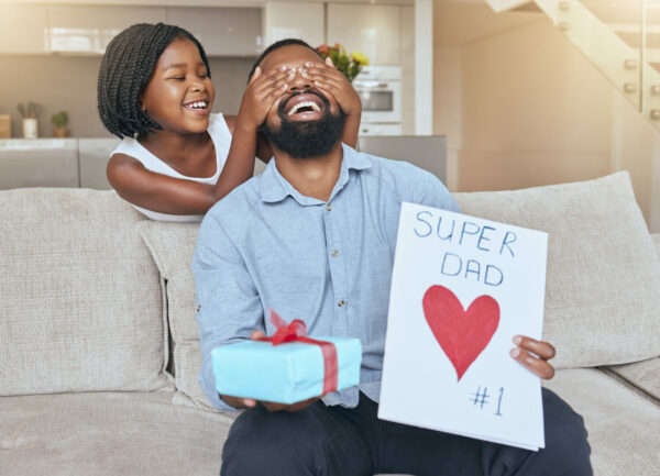 fathers day child and surprise dad with card and 2023 11 27 05 29 17 utc - easy4green