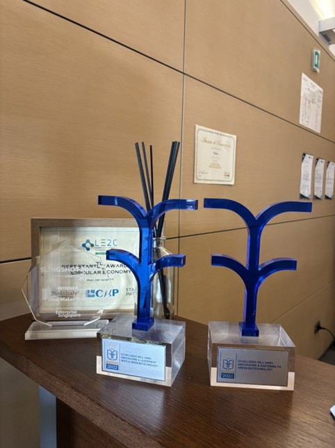 Trasformare i rifiuti in risorse? Il viaggio di Themis S.p.A. tra innovazione, sostenibilità e visione industriale - easy4green Trasformare i rifiuti in risorse Il viaggio di Themis S.p.A. tra innovazione, sostenibilità e visione industriale premi - Easy4green