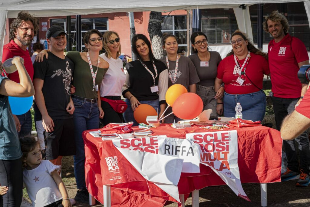 Rugby e solidarietà: il 20 settembre torna il torneo AISM Roma per la sclerosi multipla - easy4green Rugby e solidarietà: il 20 settembre torna il torneo Veterans a sostegno di AISM Roma - Easy4green Torneo Rugby AISM Roma