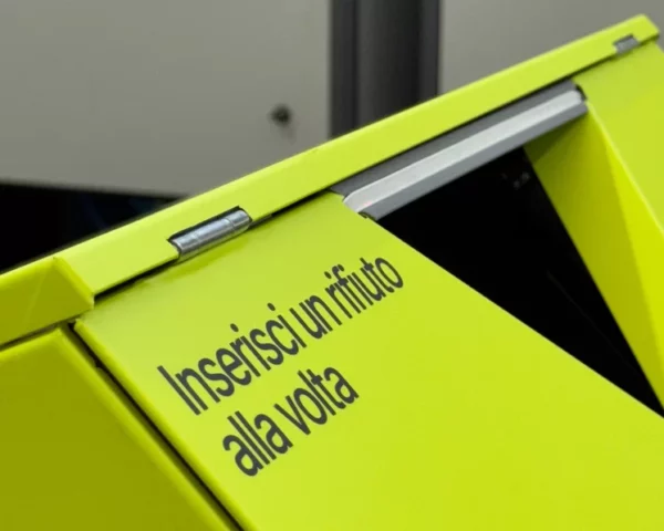 Etrash la startup italiana che rivoluziona la raccolta differenziata con l’AI