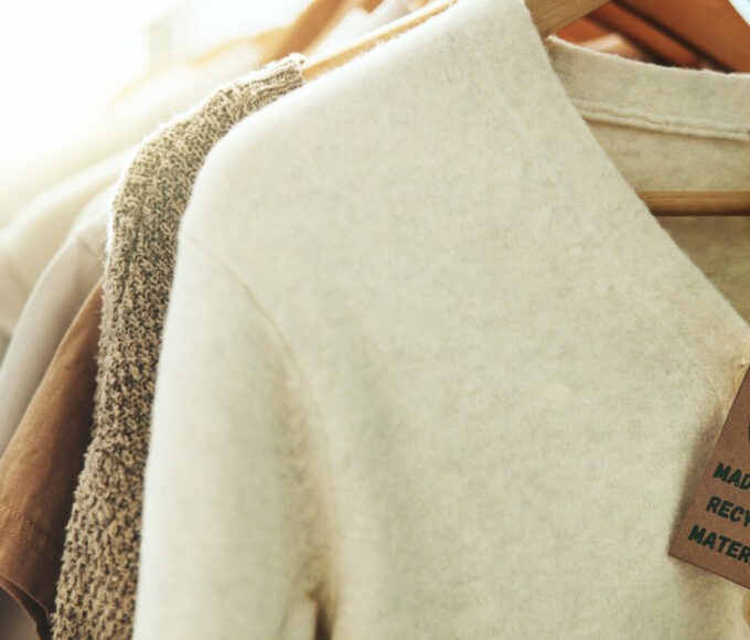 Quali sono i tessuti sostenibili? Guida per un armadio eco-friendly - easy4green