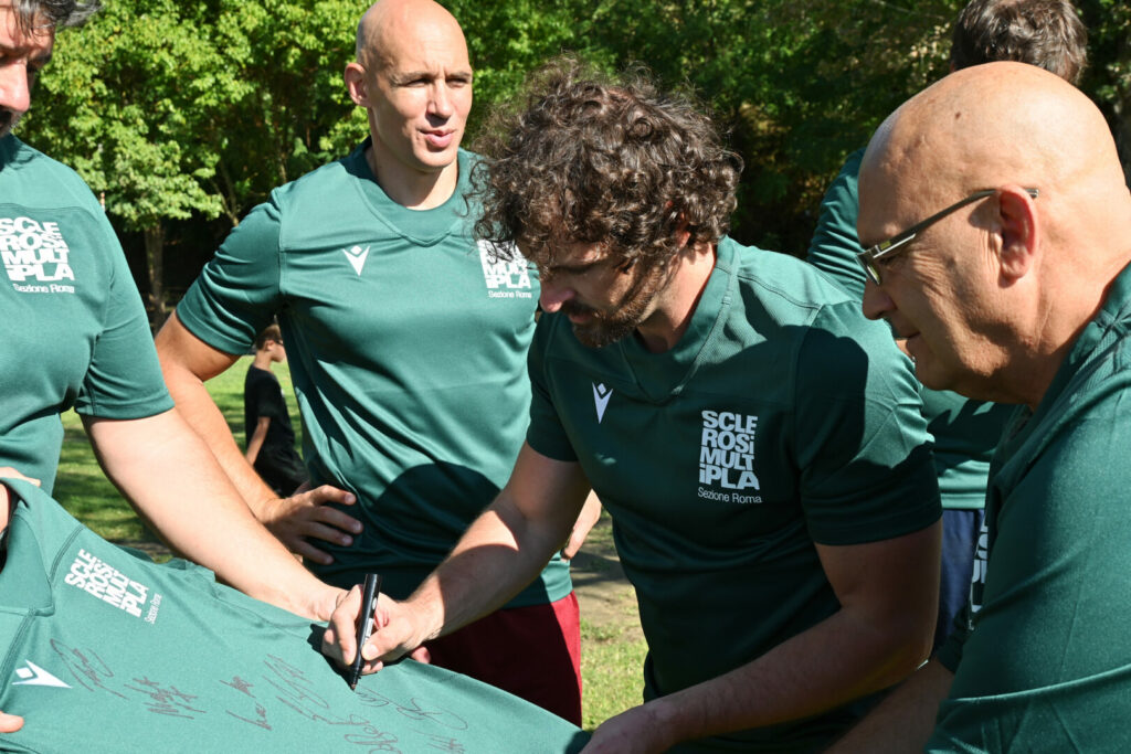 Rugby Charity Match AISM: dietro le quinte di una partita che inizia mesi prima - easy4green Rugby-Charity-Match-AISM_volontari