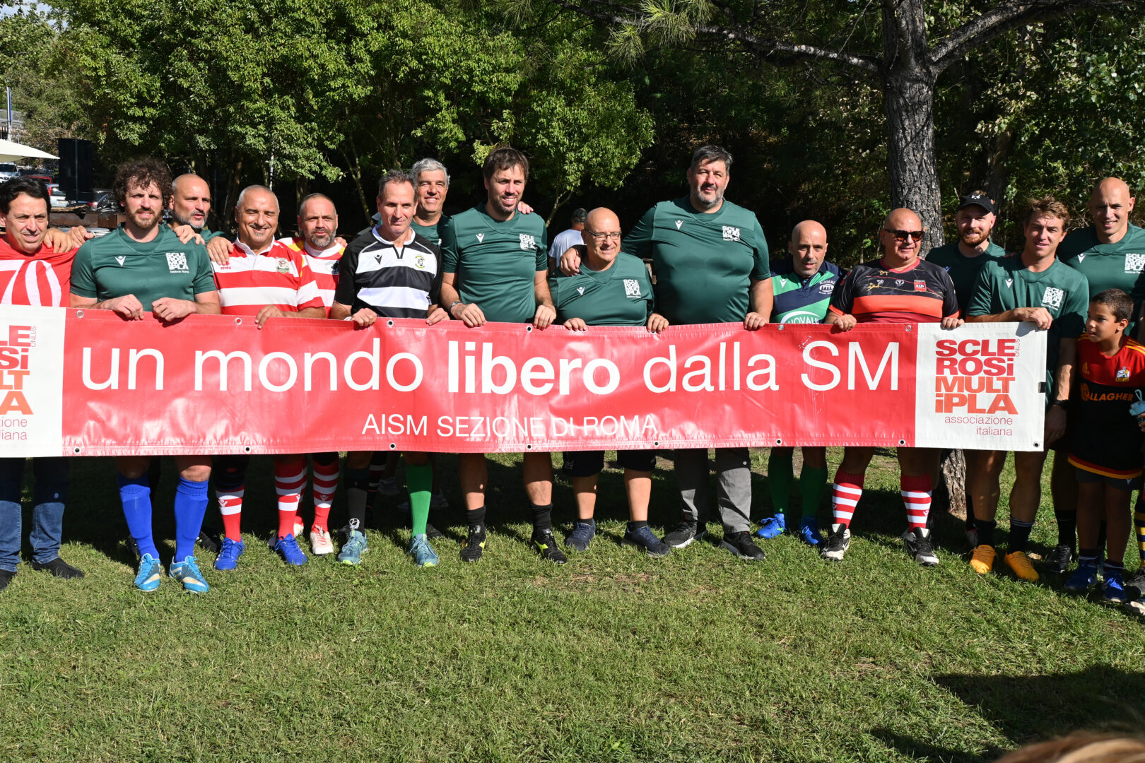 Rugby Charity Match AISM: dietro le quinte di una partita che inizia mesi prima - easy4green Rugby_Charity_Match_partecipanti